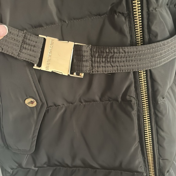 Michael Kors Belted Puffer- M - Picture 4 of 5